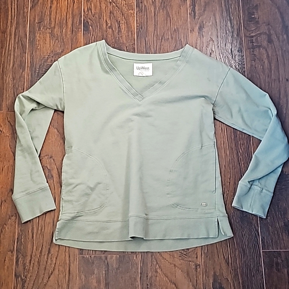 Sweater shirt.